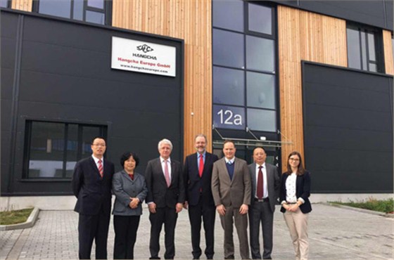 杭州叉車歐洲公司正式掛牌營(yíng)業(yè)