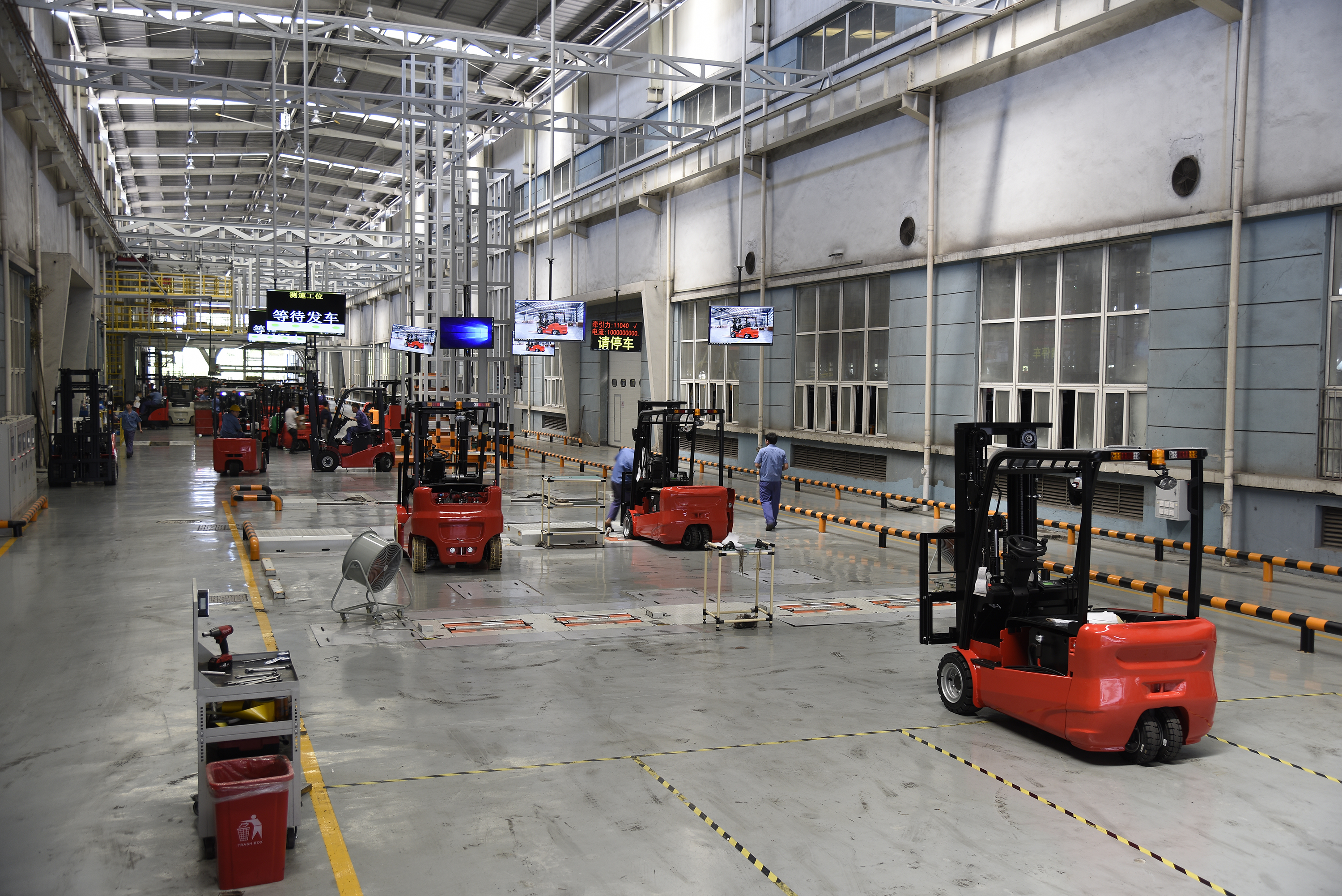 杭州叉車(chē)檢測(cè)流水線(xiàn)