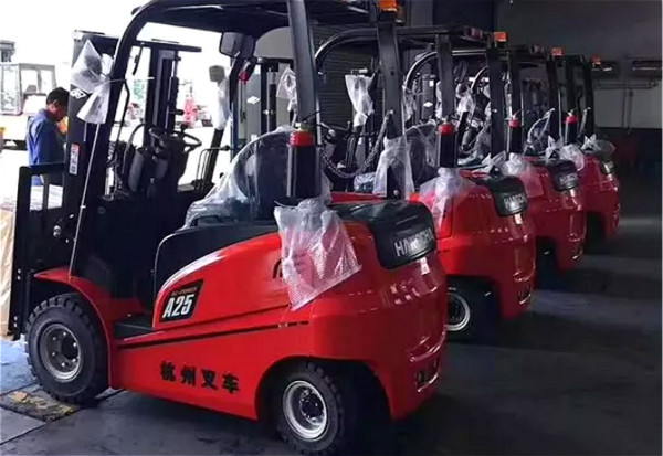 A系列電動(dòng)叉車