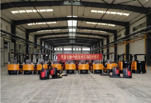 實(shí)力領(lǐng)航！杭叉與某軌道交通企業(yè)達(dá)成合作